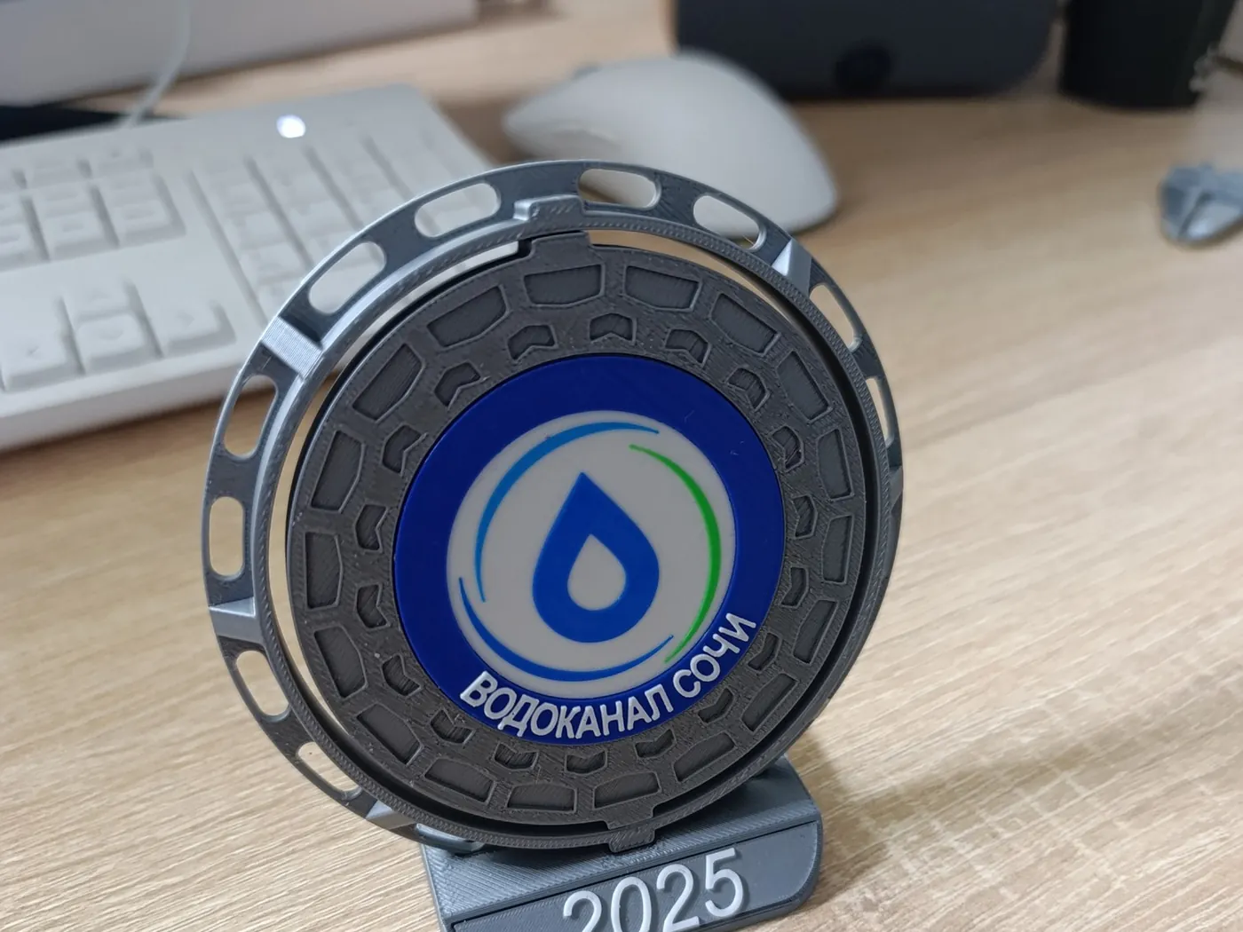 Сувенир «Люк» для водоканала Сочи
